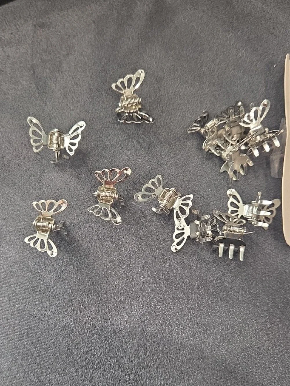 30 Pcs Silver Butterfly Hair Clips